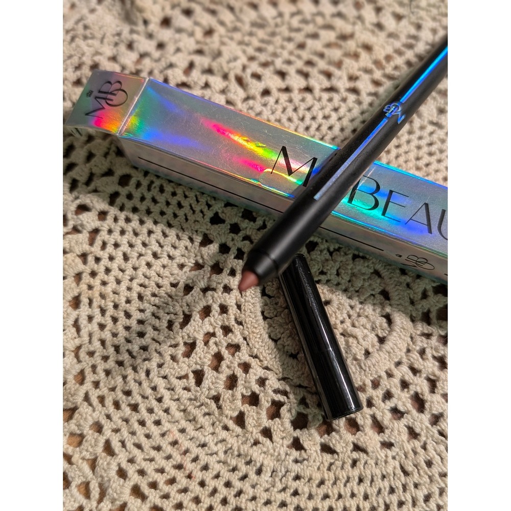 NIB MoBeauty Long-Lasting Lip Pencil Soft Life Neutral Mauve Brown